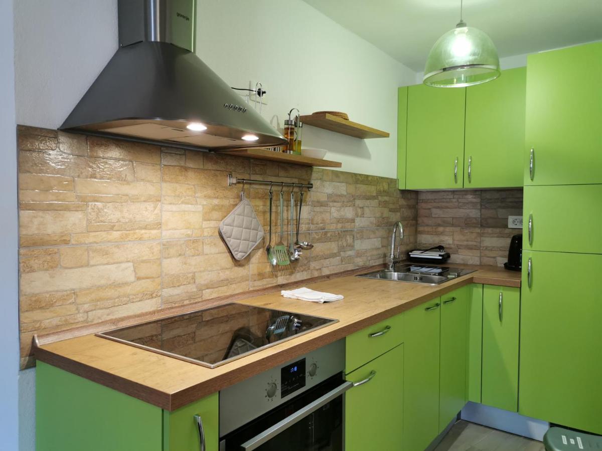 Dionea Apartment *